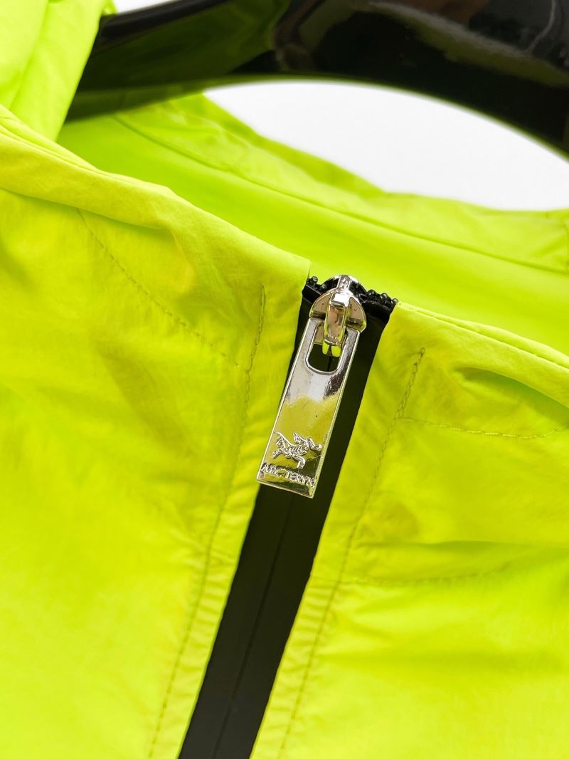 Arcteryx Sunscreen Jacket